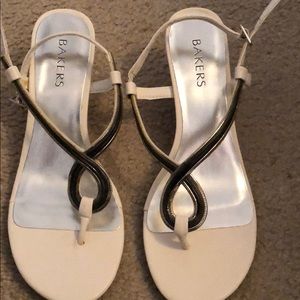 Bakers Sandals Wedges White 8 1/2-B